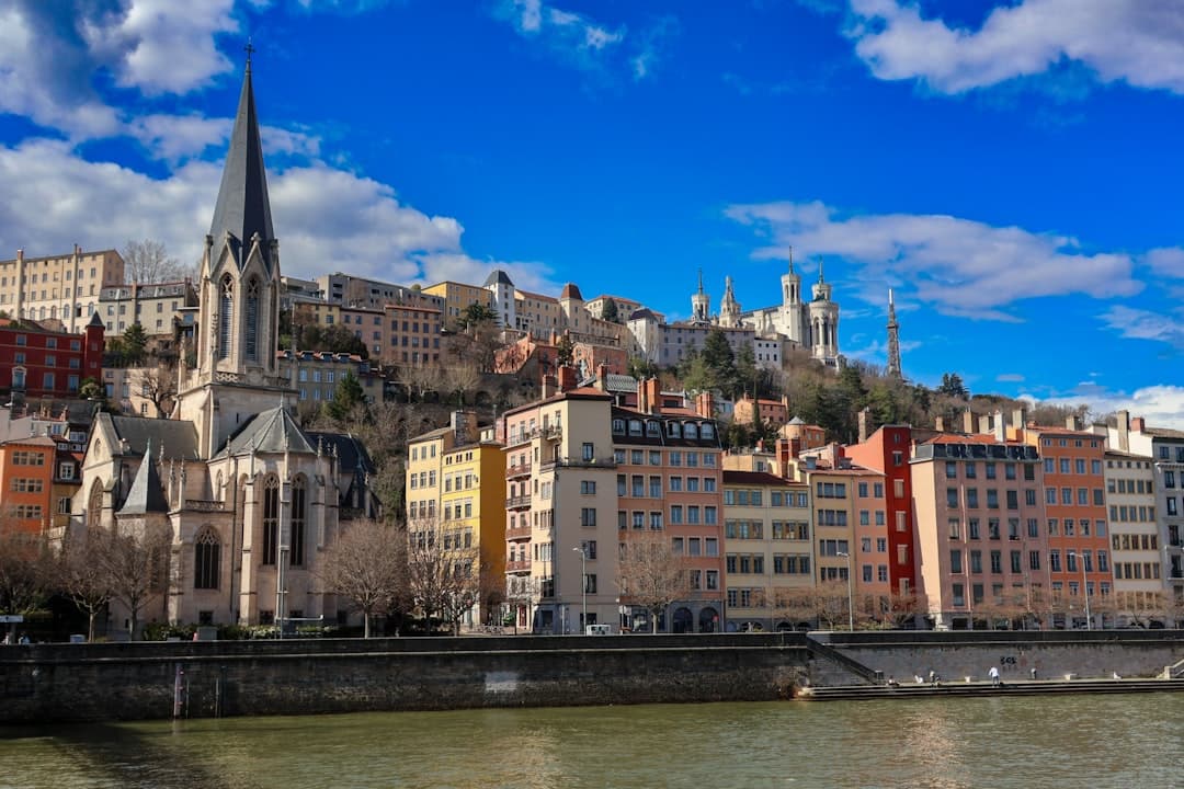 Défense personnelle à Lyon : le guide complet 2026