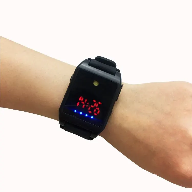 Montre-alarme anti-agression 120 dB